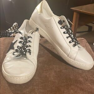 Vintage Havana White Star-Embellished Sneakers